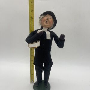 Vintage Byers Choice Ltd The Carolers Preacher with Holy Bible 12.5" Tall 1993